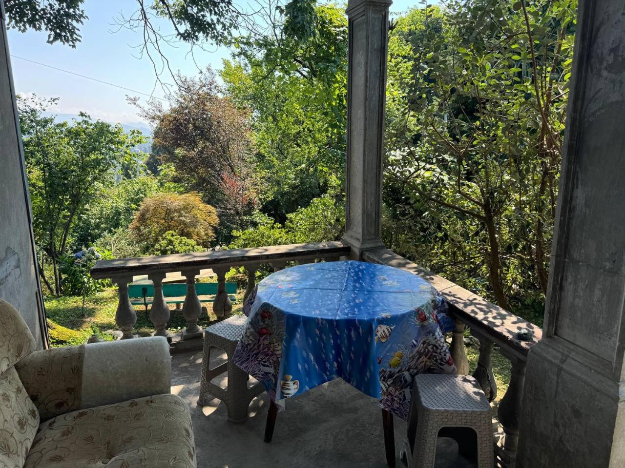 הוילה באטומי House On Magnolii 1 מראה חיצוני תמונה